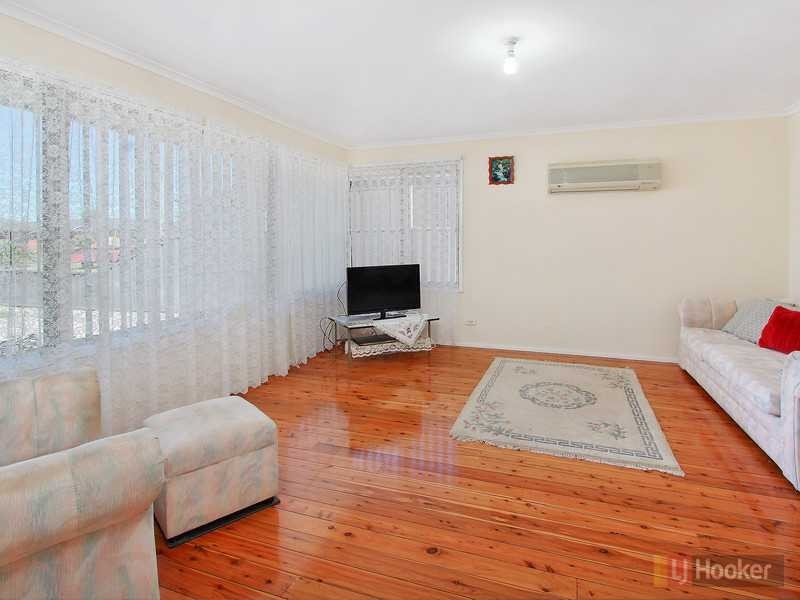 32 Bowral St, Greystanes NSW 2145