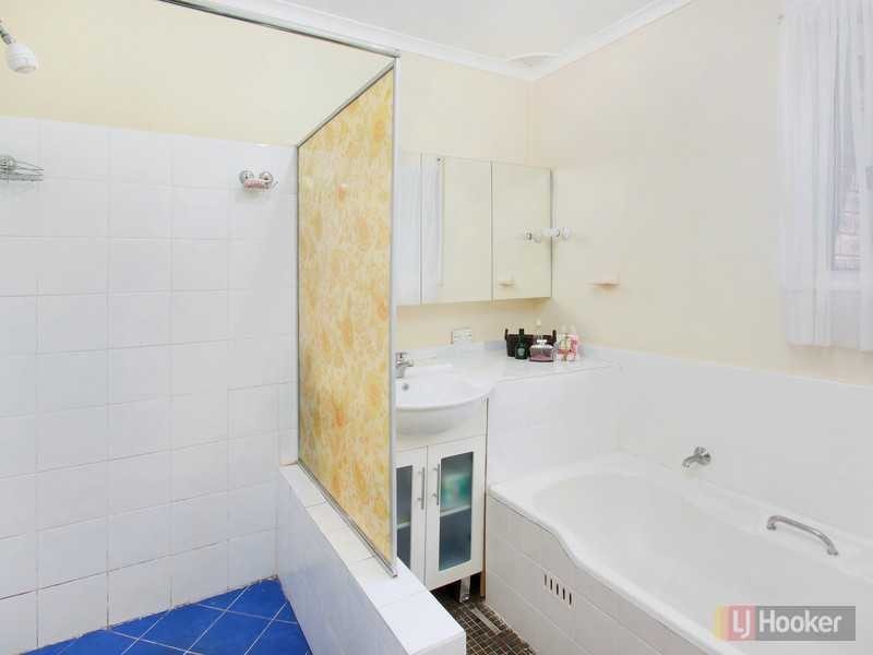 32 Bowral St, Greystanes NSW 2145