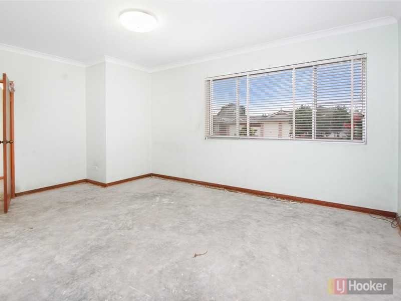 24 Bowral St, Greystanes NSW 2145