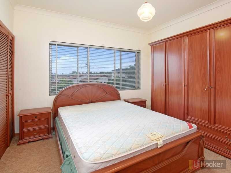 24 Bowral St, Greystanes NSW 2145