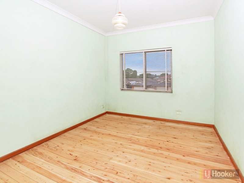 24 Bowral St, Greystanes NSW 2145