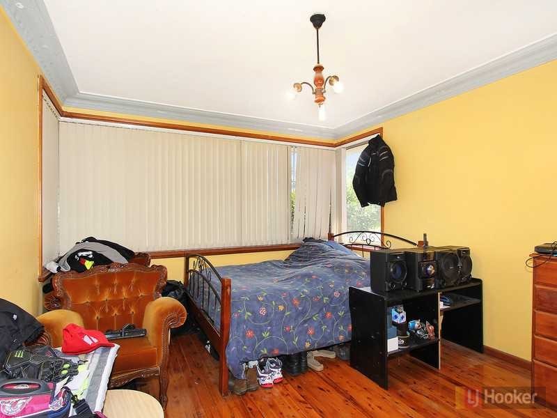 17 Hilton St, Greystanes NSW 2145