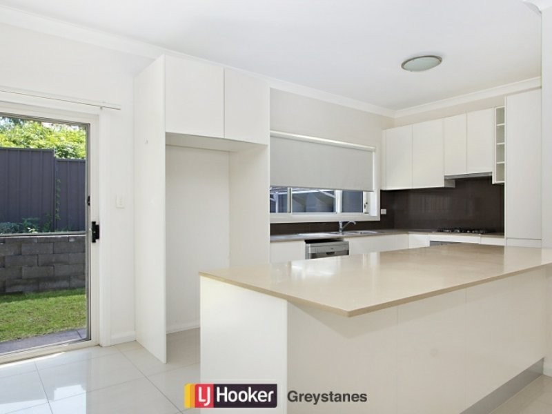 12 Magnolia Street, Greystanes NSW 2145