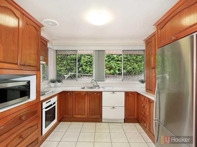 12 Warrah Pl, Greystanes NSW 2145