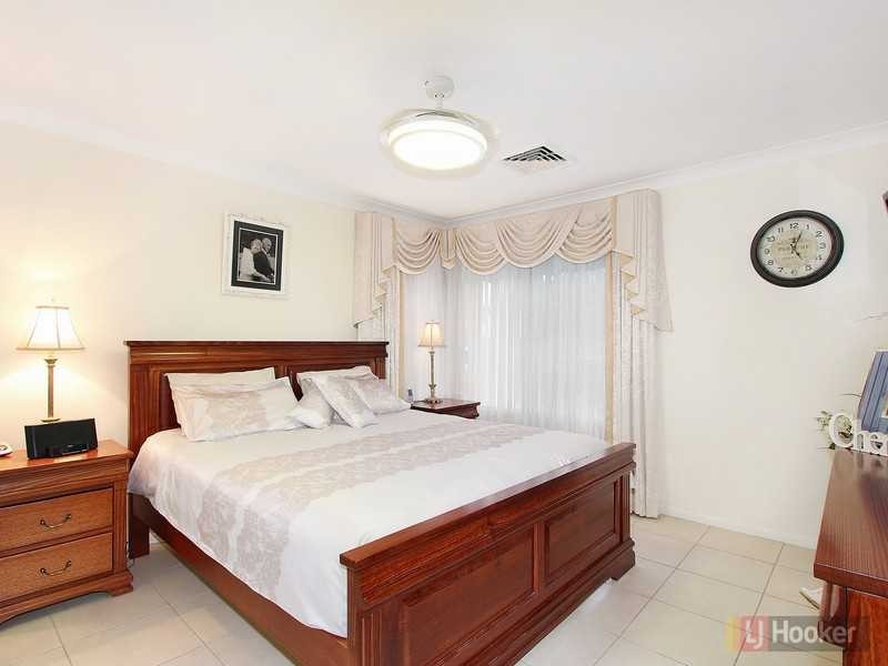 12 Warrah Pl, Greystanes NSW 2145