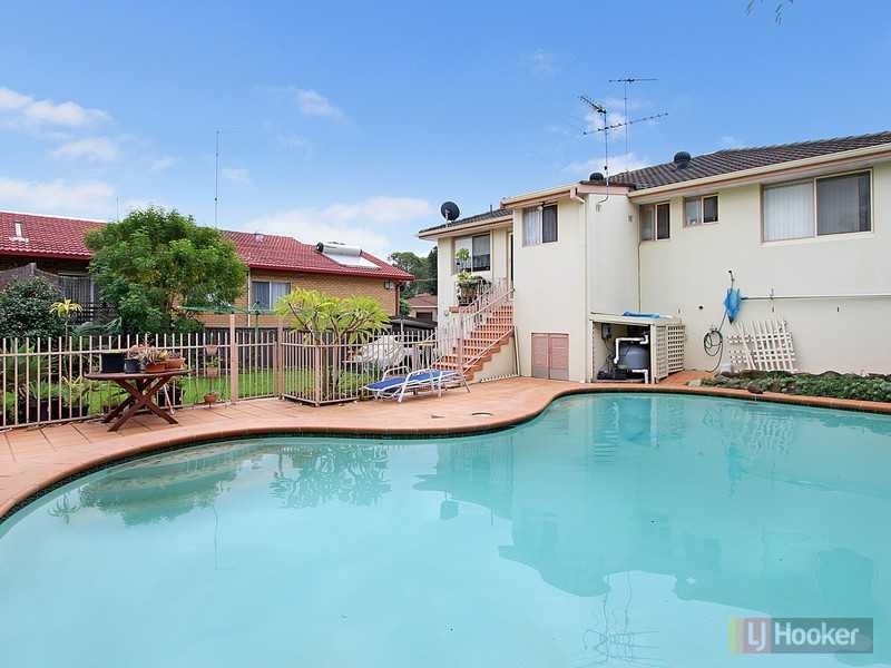 12 Oleander St, Greystanes NSW 2145