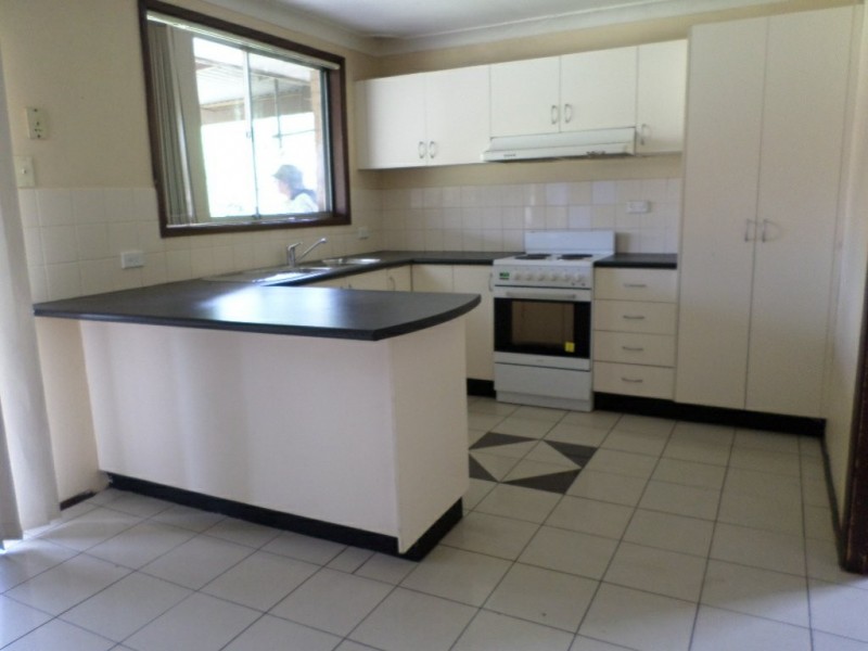 76 Endeavour Street, Seven Hills NSW 2147