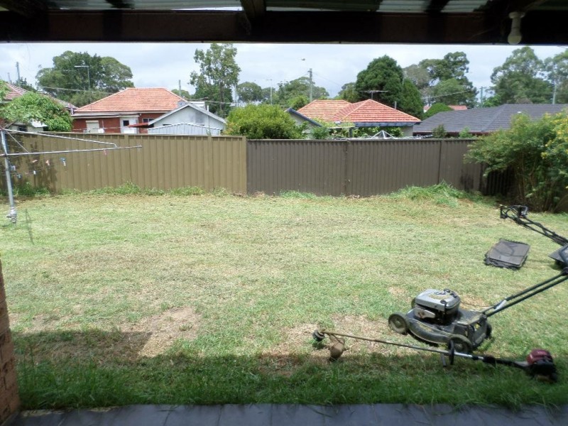 76 Endeavour Street, Seven Hills NSW 2147