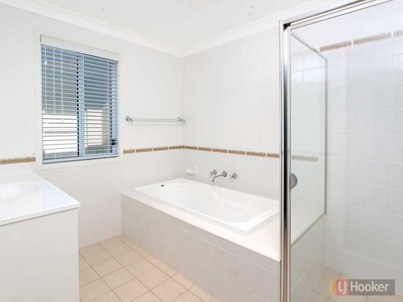 8 Nea Drive, Pemulwuy NSW 2145