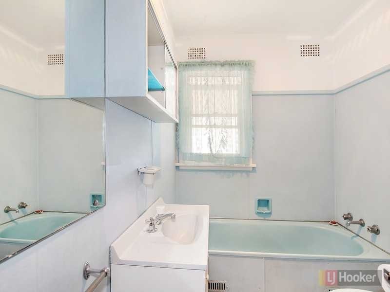 11 Rogers Steet, Merrylands NSW 2160