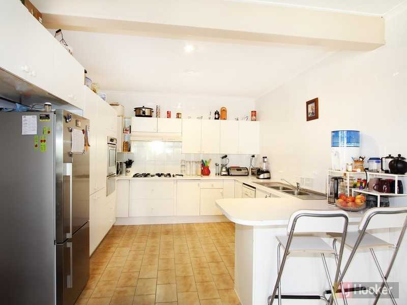 5 Cedarwood Close, Greystanes NSW 2145