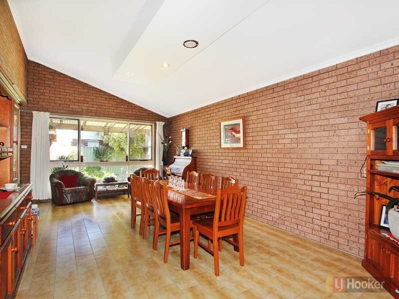 5 Cedarwood Close, Greystanes NSW 2145