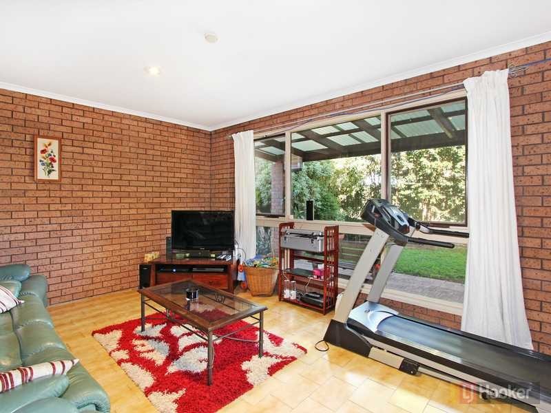 5 Cedarwood Close, Greystanes NSW 2145