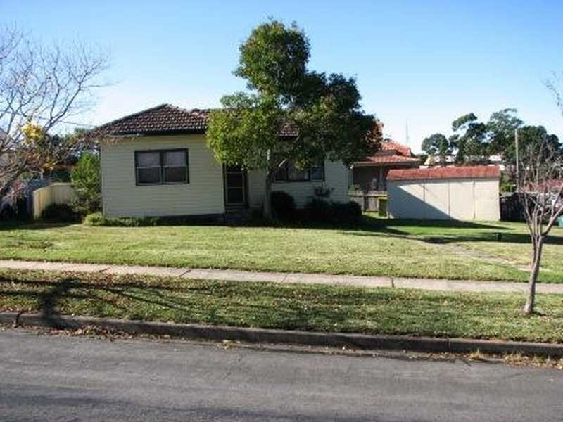 28 Princes St, Guildford West NSW 2161
