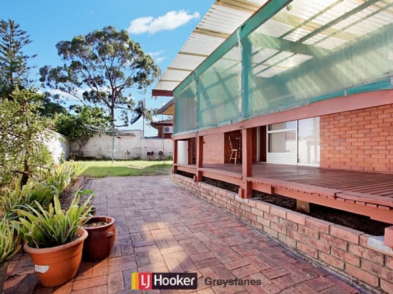 10 Ronald Place, Guildford NSW 2161