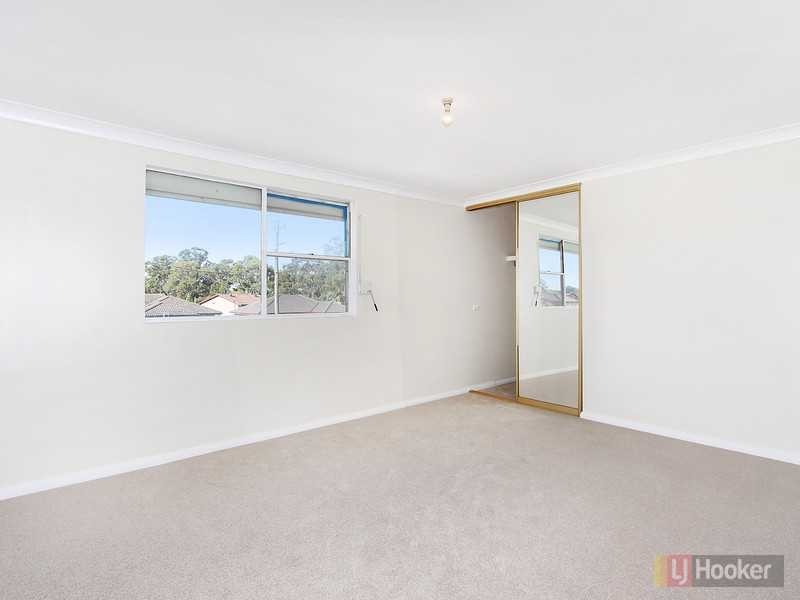 11 Gipps Rd, Greystanes NSW 2145