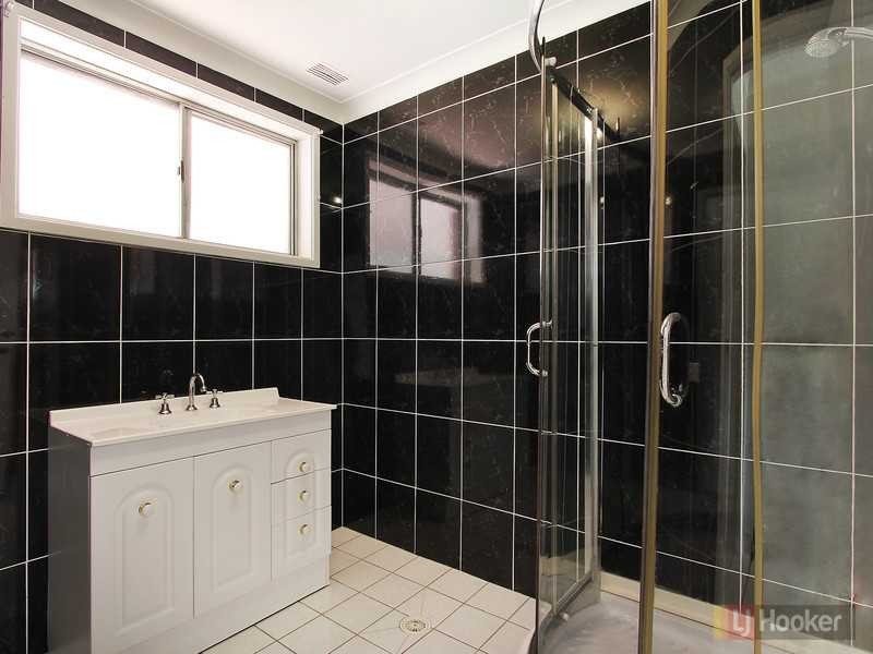 11 Gipps Rd, Greystanes NSW 2145