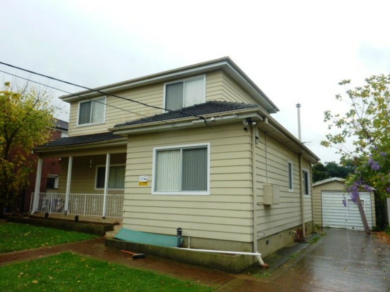 11 Dan Street, Merrylands NSW 2160