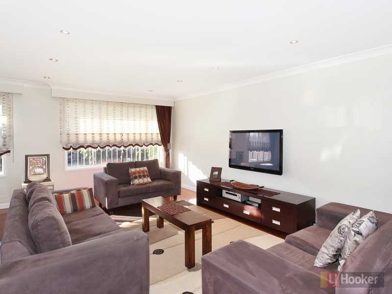 6 Violet Place, Greystanes NSW 2145