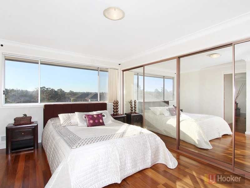 6 Violet Place, Greystanes NSW 2145