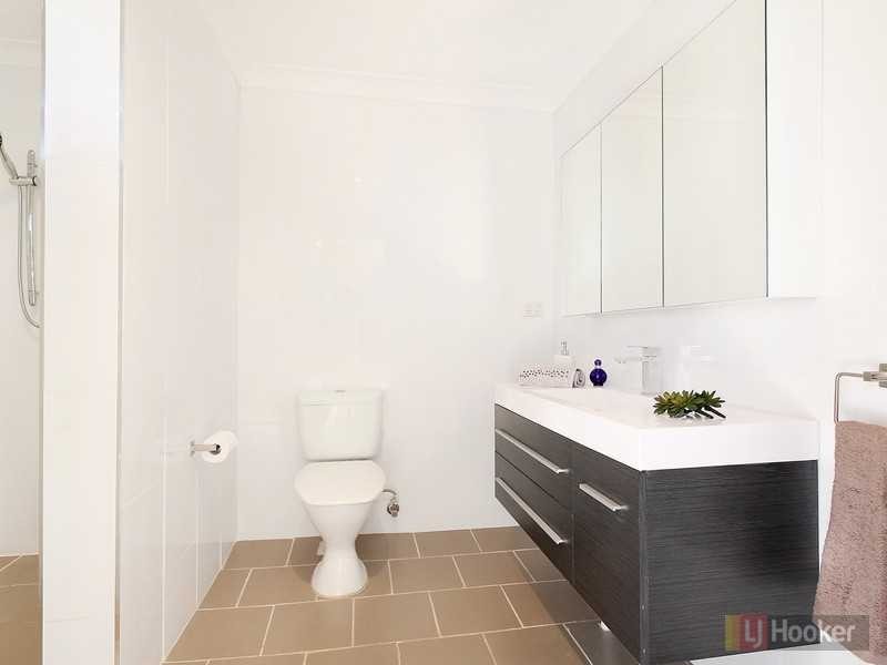 6 Violet Place, Greystanes NSW 2145