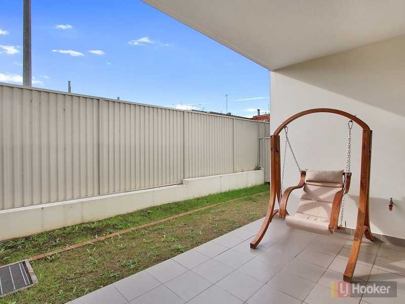 2 Civic Avenue, Pendle Hill NSW 2145