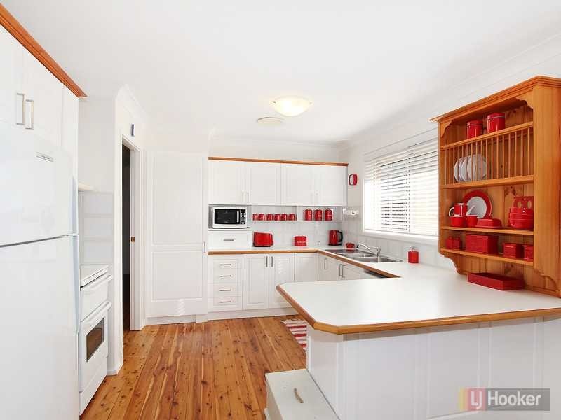 18 Rosalind Street, Greystanes NSW 2145