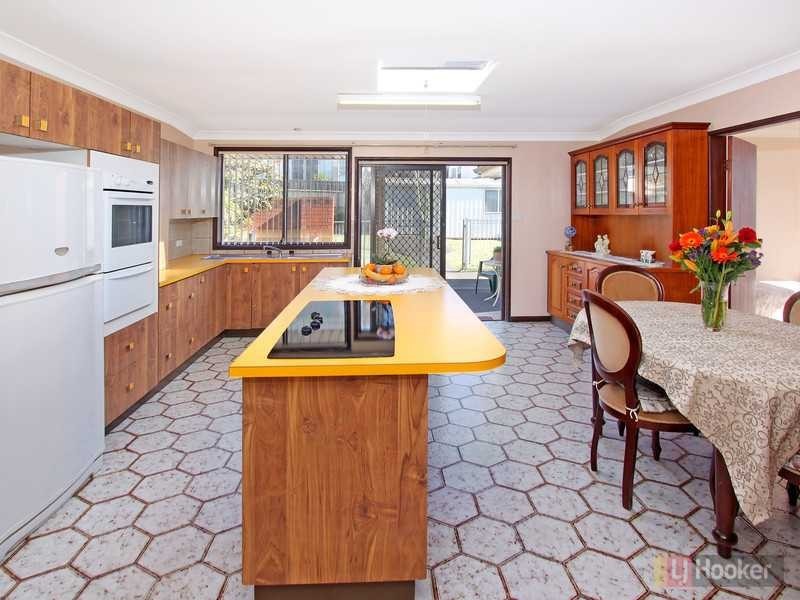 89 Braeside Road, Greystanes NSW 2145