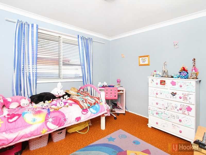 11 Loxwood Street, Cambridge Park NSW 2747