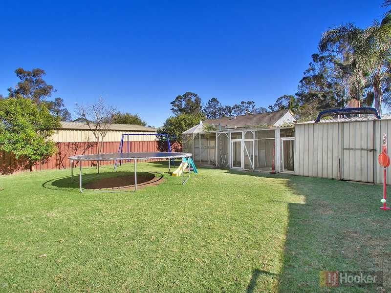 11 Loxwood Street, Cambridge Park NSW 2747