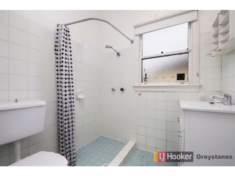 12 Essex Street, Guildford NSW 2161