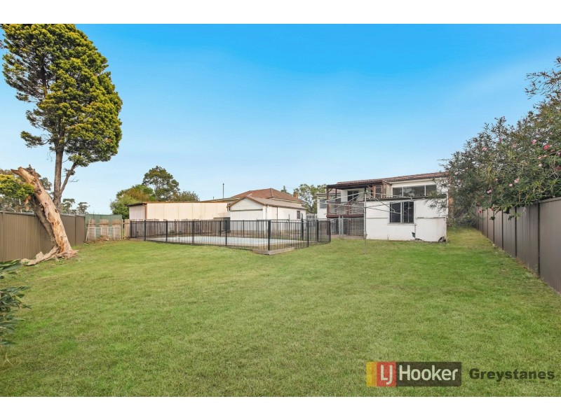 12 Essex Street, Guildford NSW 2161