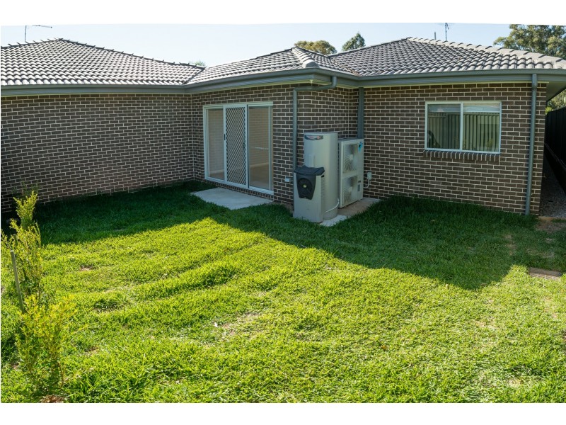 76A Adler Parade, Greystanes NSW 2145