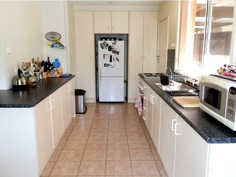 16 Carolyn Street, Greystanes NSW 2145