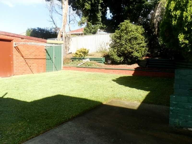 16 Carolyn Street, Greystanes NSW 2145