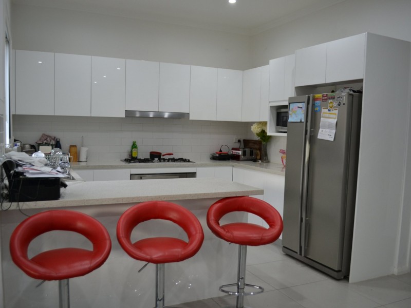 6 Hereford Place, South Wentworthville NSW 2145