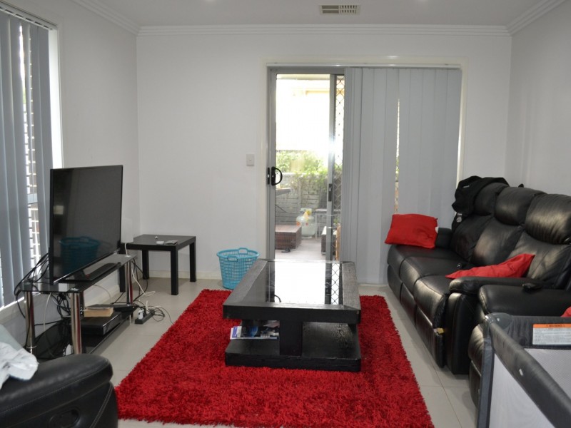 6 Hereford Place, South Wentworthville NSW 2145