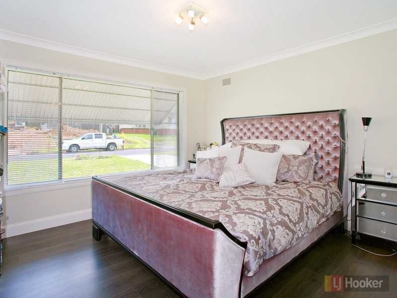 11 Sedgman St, Greystanes NSW 2145