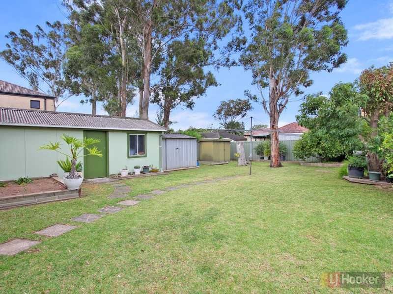 35 Lance Cres, Greystanes NSW 2145