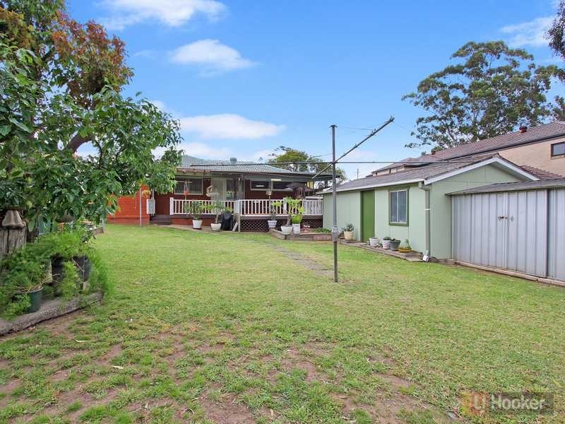 35 Lance Cres, Greystanes NSW 2145