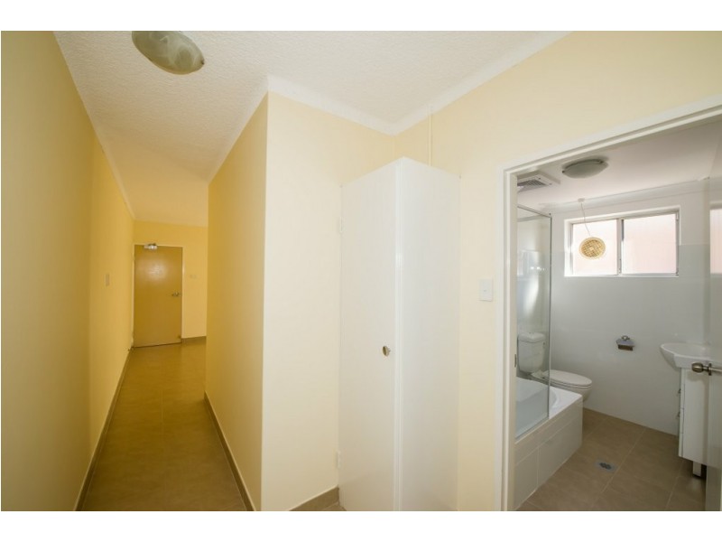 1/296 Merrylands Road, Merrylands NSW 2160