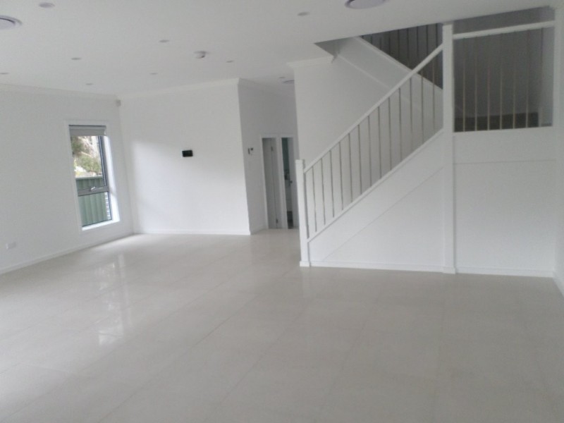 82a Grevillea Crescent, Greystanes NSW 2145