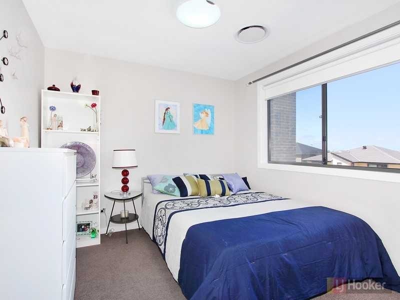 29 Burriang Way, Pemulwuy NSW 2145