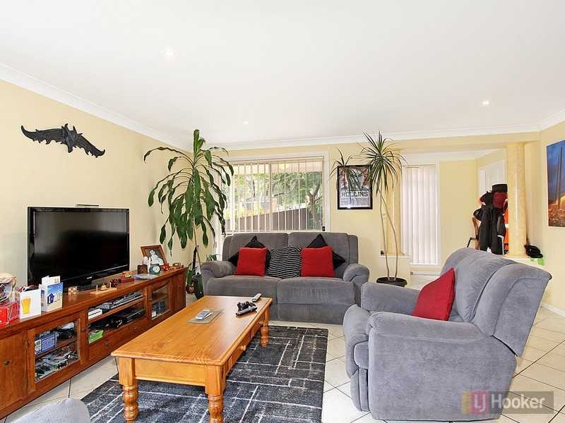 44B Macquarie Rd, Greystanes NSW 2145