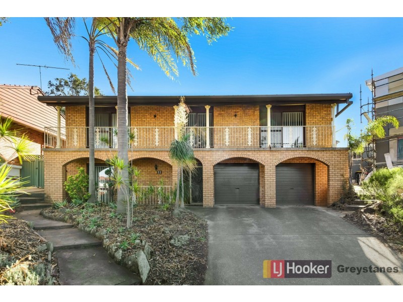 11 Rosewood Drive, Greystanes NSW 2145
