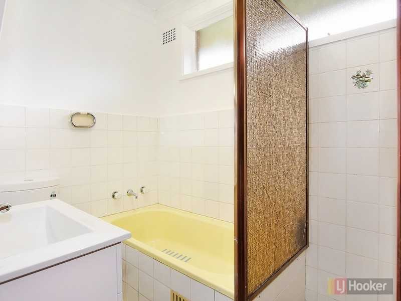 46 Gregory Street, Greystanes NSW 2145