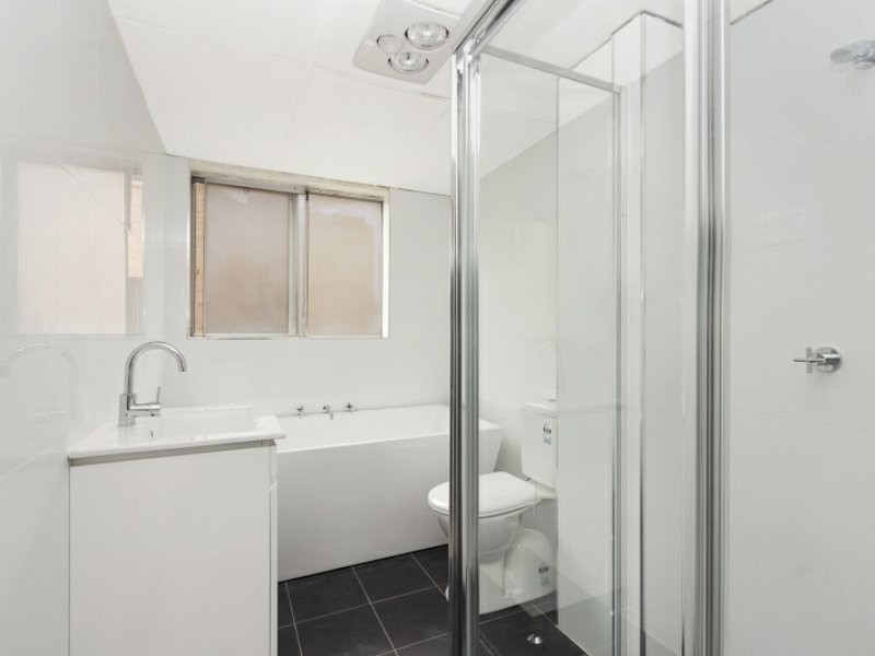 17/32 Sherwood Road, Merrylands NSW 2160