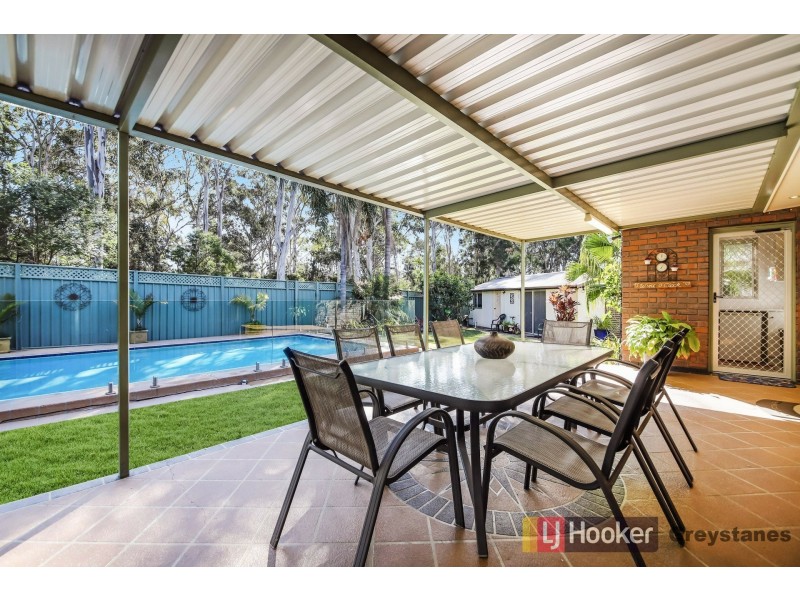 4 Raphael Place, Old Toongabbie NSW 2146