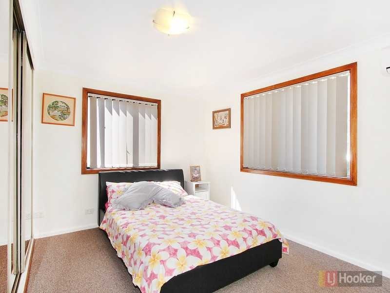 29 Vale St, Woodpark NSW 2164
