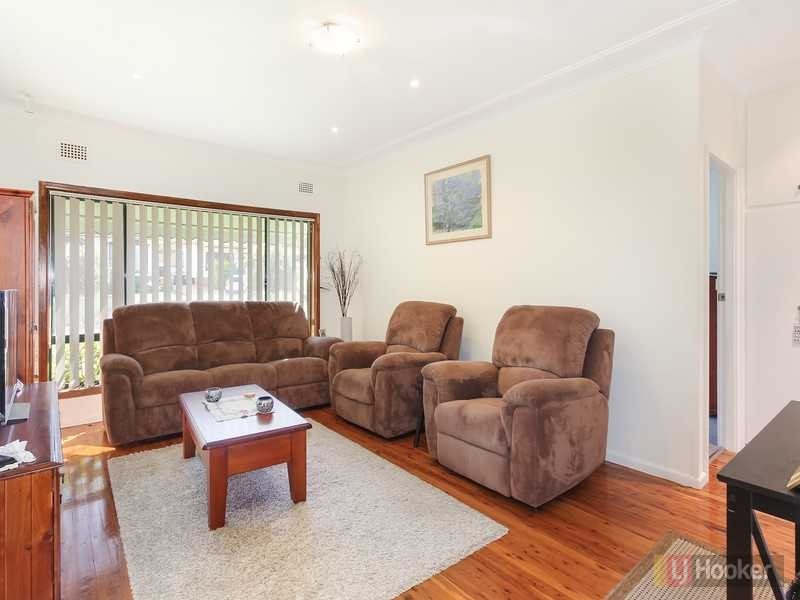 29 Vale St, Woodpark NSW 2164
